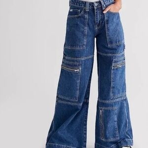 NWOT The Ragged Priest Clacker Cargo Jeans SZ 26